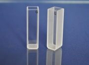 Кювета кварцевая для флюориметров10х10 мм (прозрачные стенки) ММ12002315